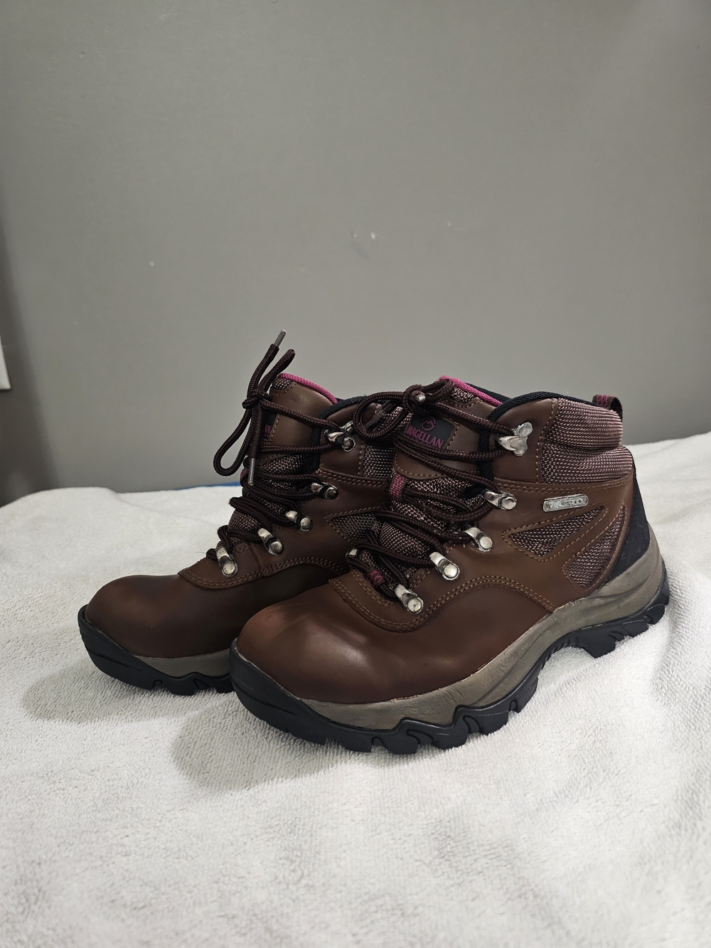 Magellan Outdoors Brown Lace-Up Women's Hiking Boots with Pink Trim